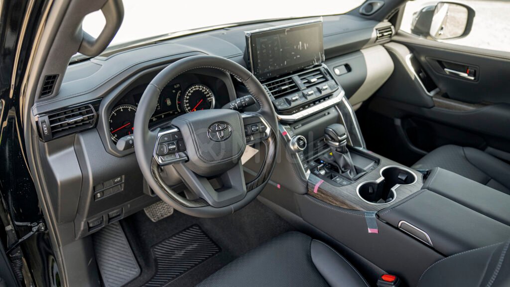 2023-Toyota-Land-cruser-LC300-3.5Petrol_22